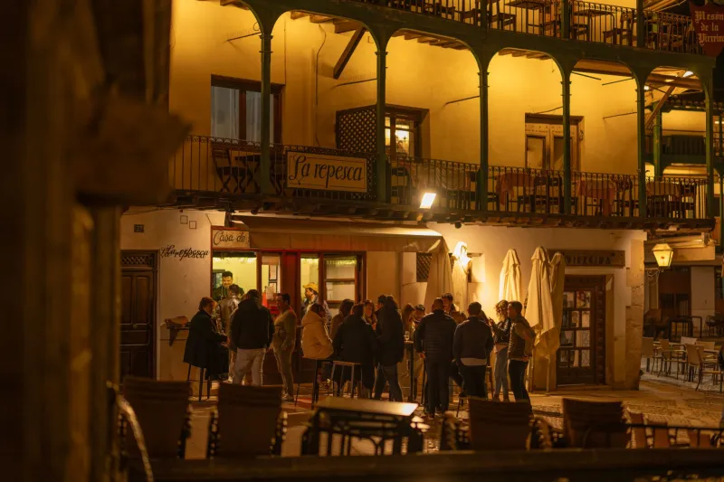 Tertulias y tribuna: el café decimonónico como escuela de ciudadanía en la España liberal