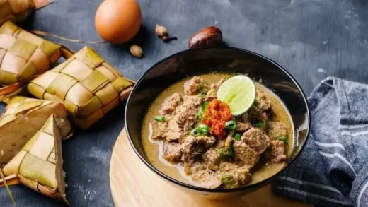 7 Makanan Khas Makassar, Menikmati Ragam Kuliner yang Kaya Rasa